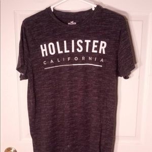 Hollister graphic t